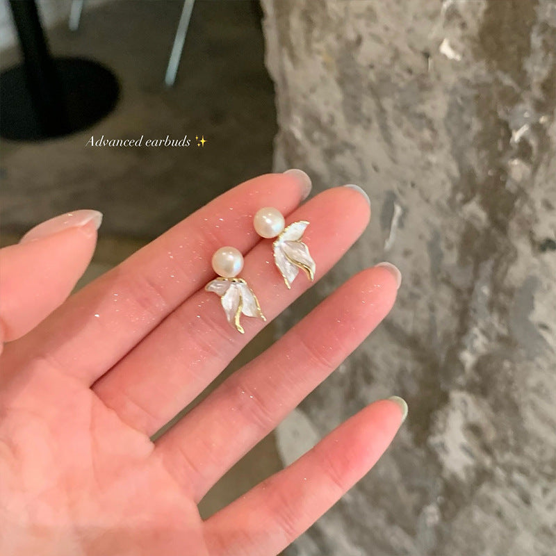 Wholesale Butterfly Pearl Fishtail Small Tassel Earrings