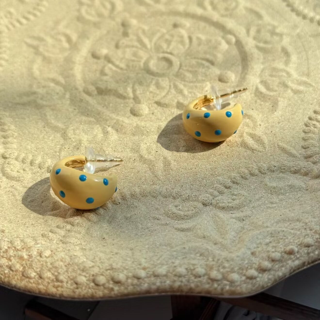 Wholesale Creamy yellow wave oil drop half circle earrings