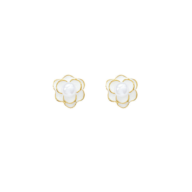 Wholesale Camellia Pearl Small Earrings