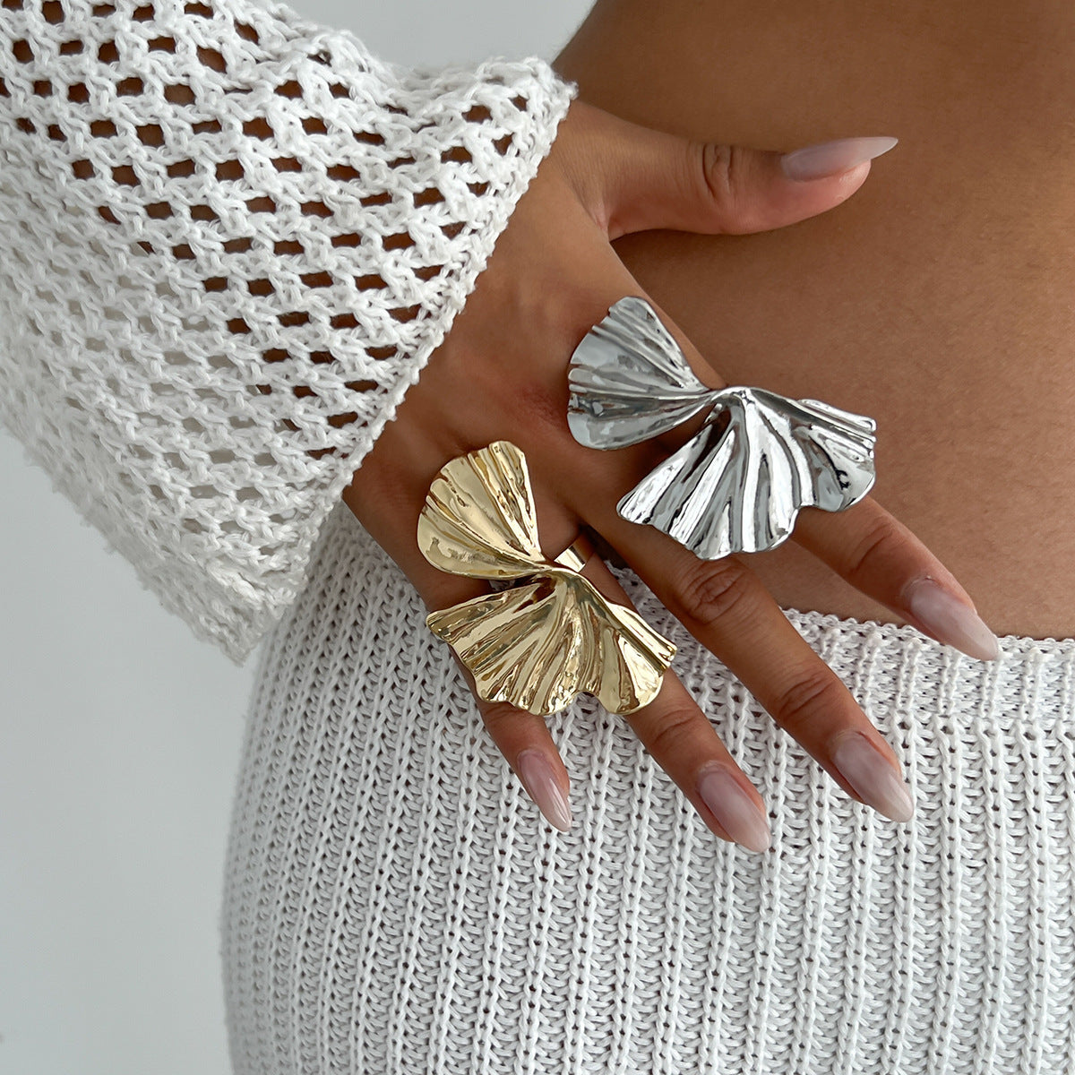 Wholesale Metal Ginkgo Leaf Statement Ring Irregular Women S Fashion Jewelry Accessory Chic Party Gift Resale
