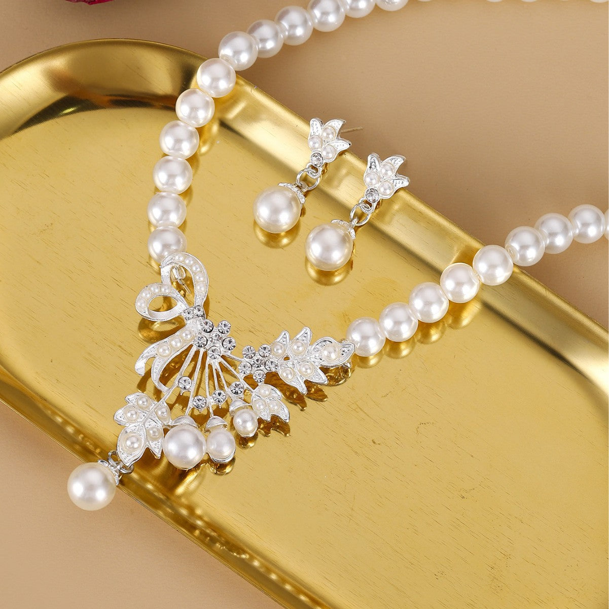 Wholesale  Alloy Drop Shape Flower Bridal Earrings Necklaces