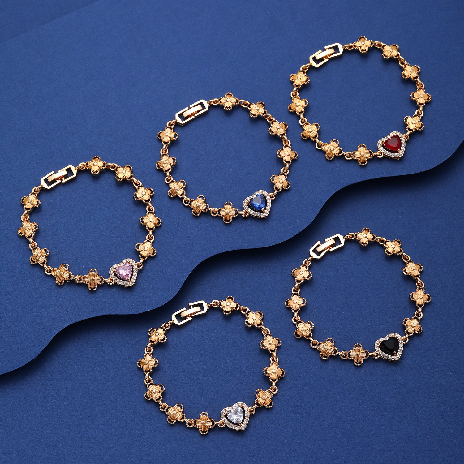 Wholesale Copper Plated Gold Inlaid Zircon Heart Bracelet ACC-BT-HengXuan003