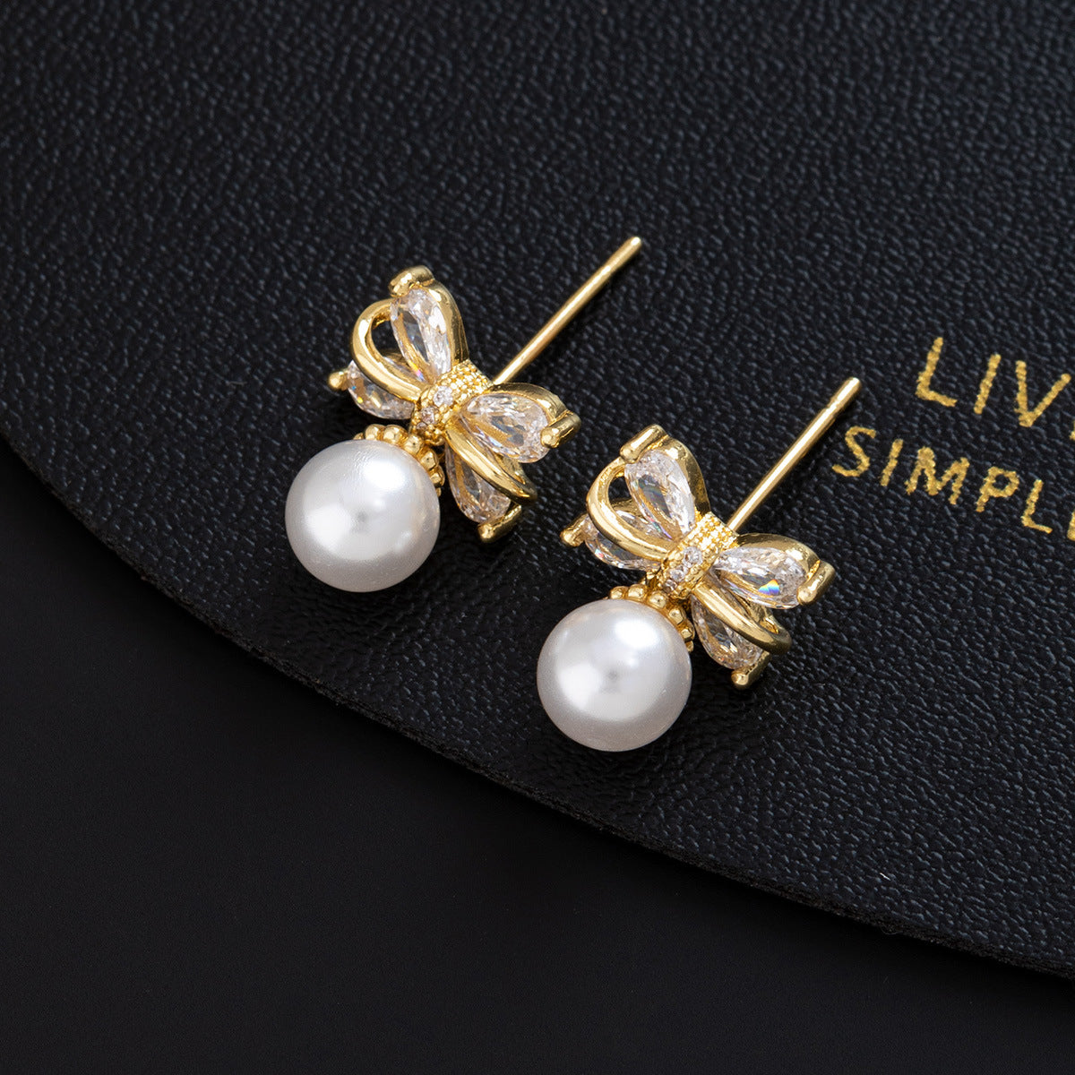 Wholesale Fashion Bow Pearl Earrings For Women Gold Plated French Style Sweet Design Party Wear Jewelry Accessory