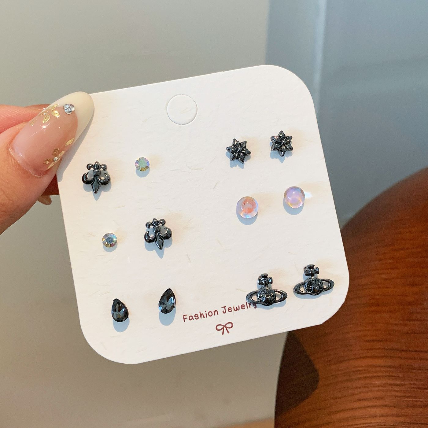 Wholesale silver needle earring design niche high-end cross earrings