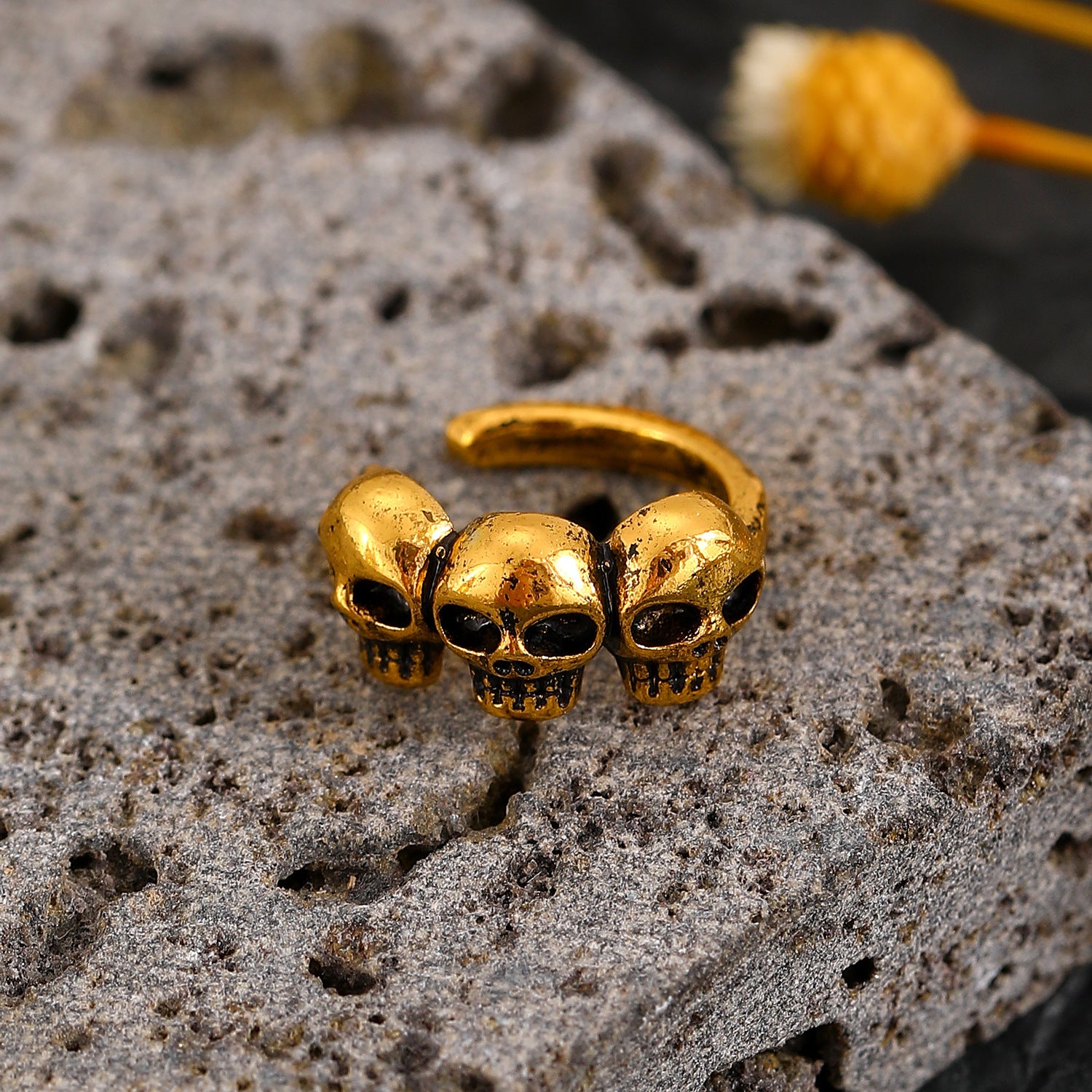 Wholesale Alloy Electroplated  Skull Earrings Women' s Fashion Accessory