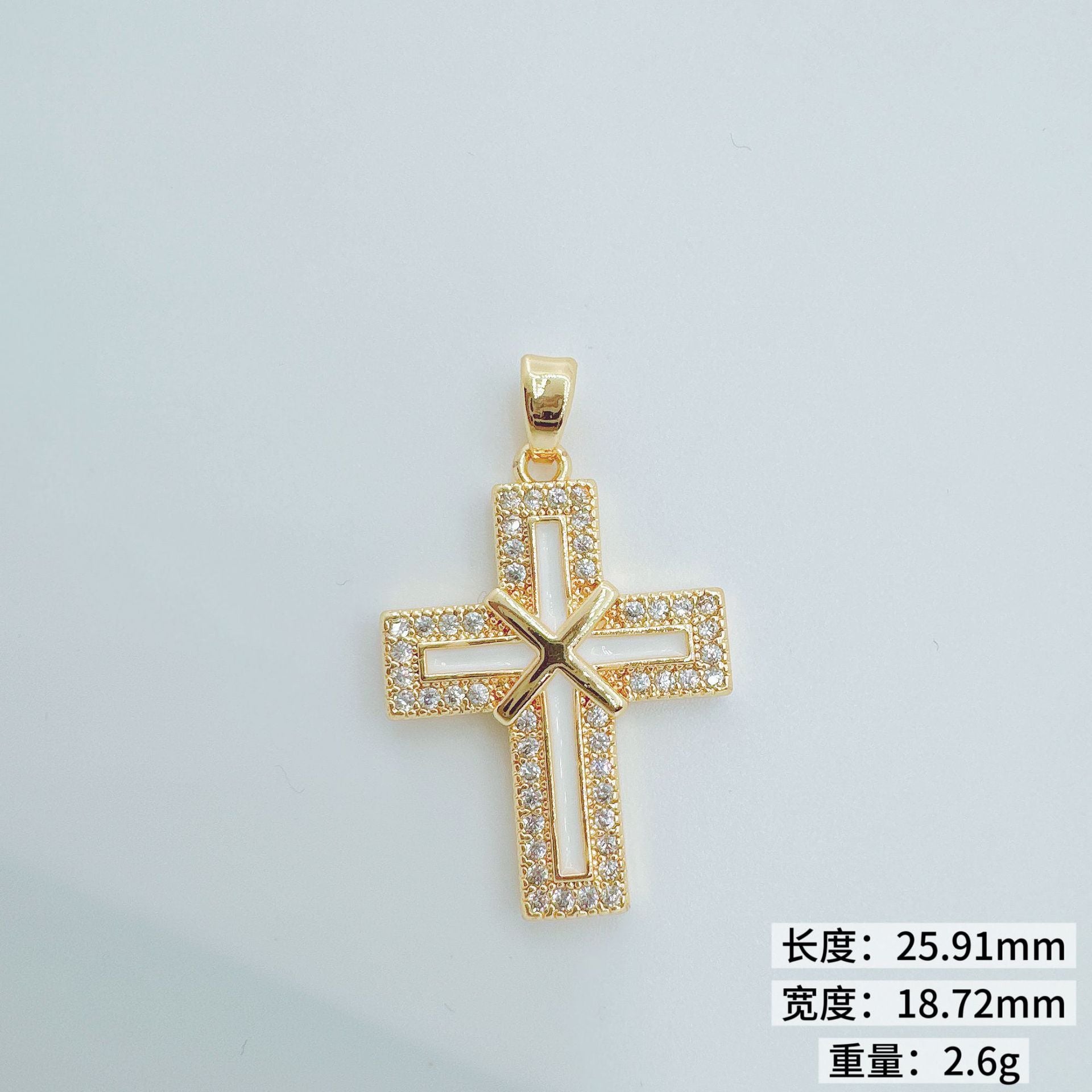 Wholesale Retro Cross Pendant Necklace Gold Plated Copper Zirconium Stylish Jewelry Accessory