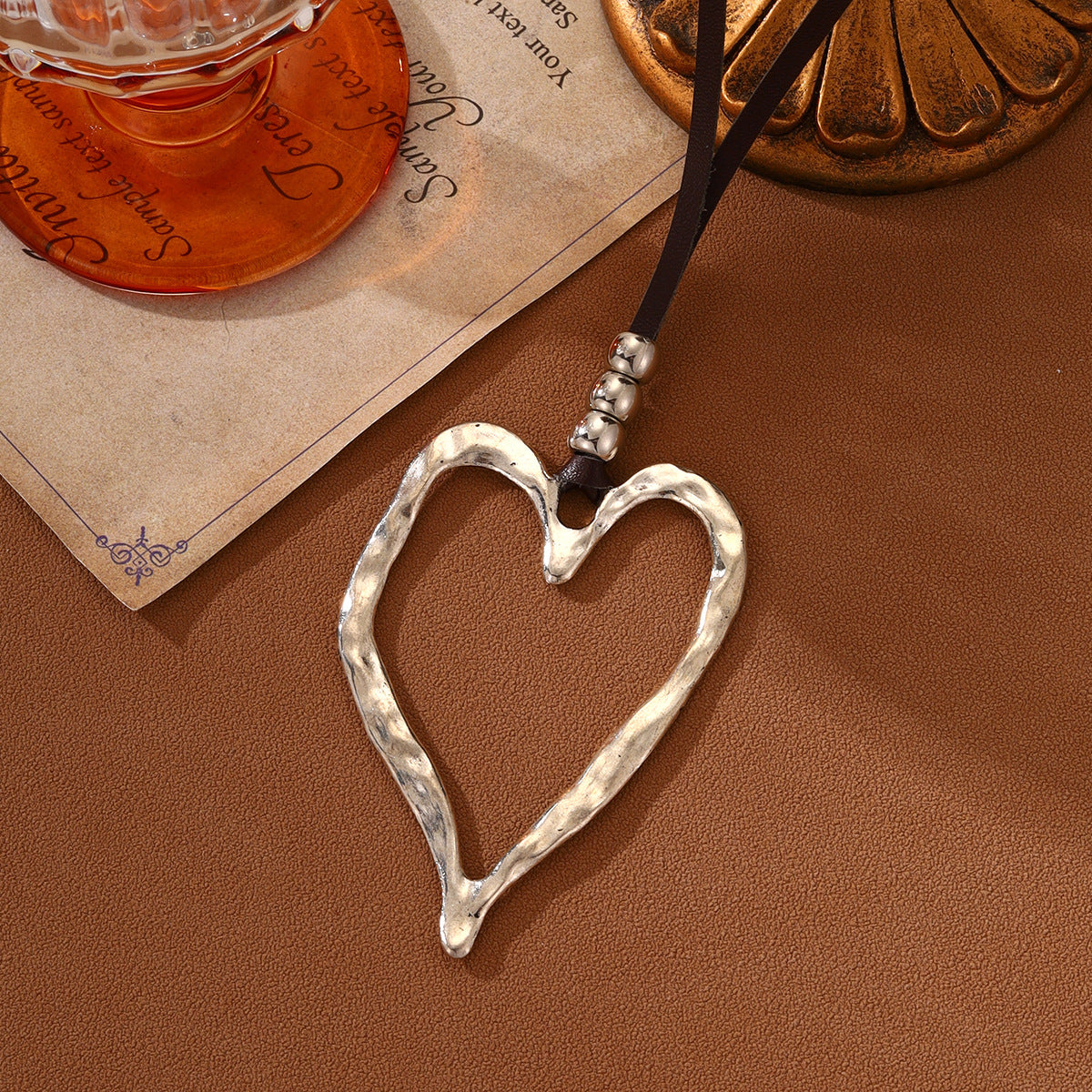 Wholesale Valentine's Day necklace retro cowboy style irregular heart strap necklace