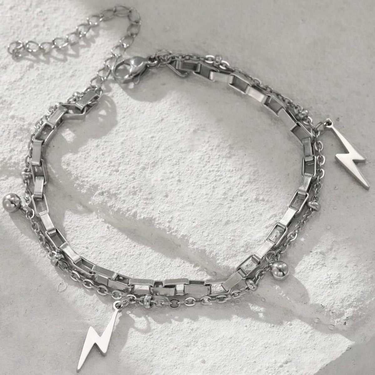 Wholesale European Retro Men' s Double-Layer Cross Bracelet Alloy Chain Round Bead Pendant Fashion Accessory