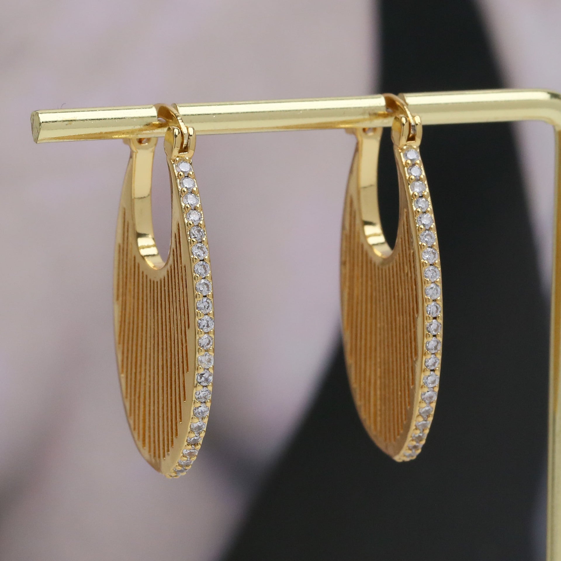 Wholesale 18k gold small large brass zircon oval arc earring