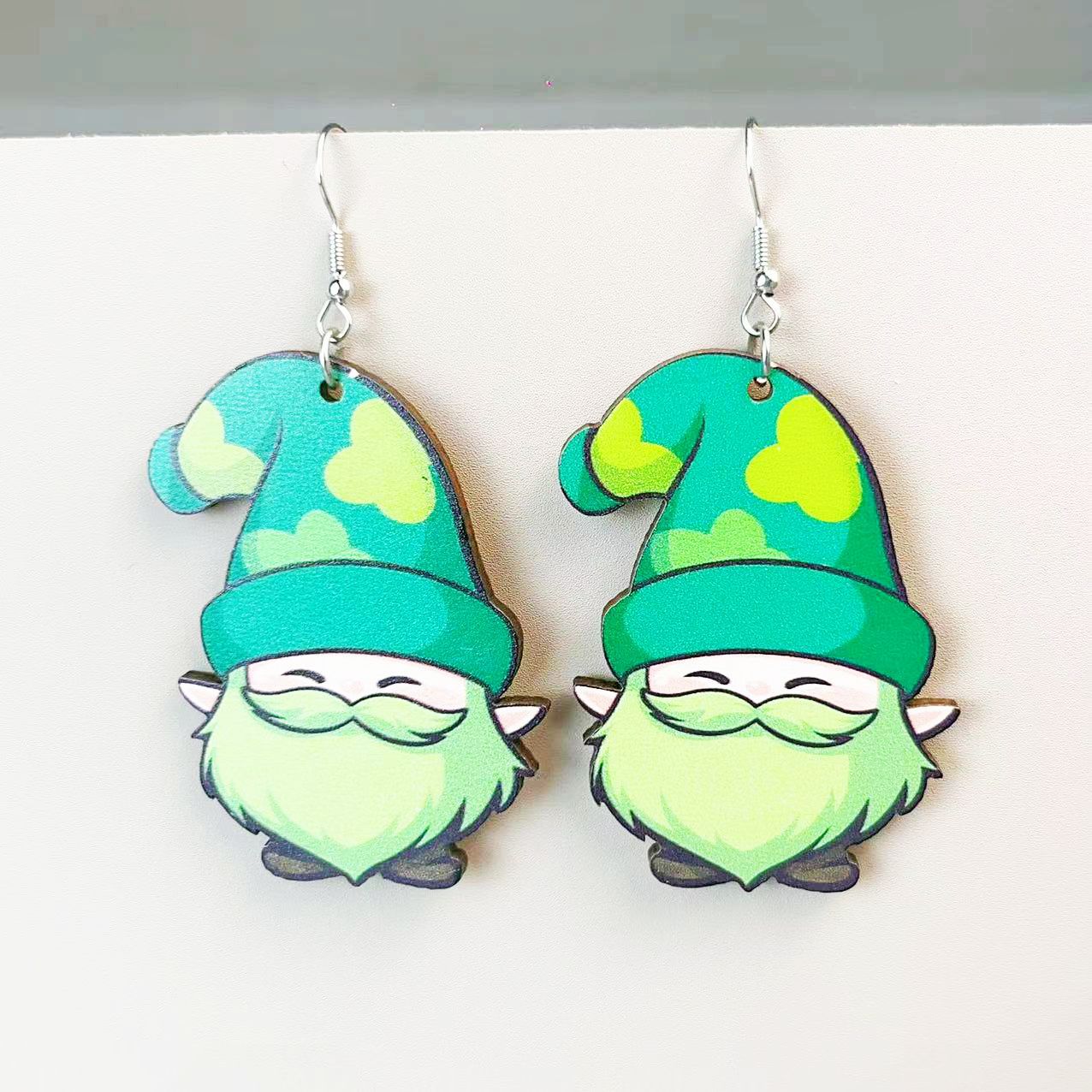 Wholesale Wooden St.  Patrick' s Day shamrock earrings