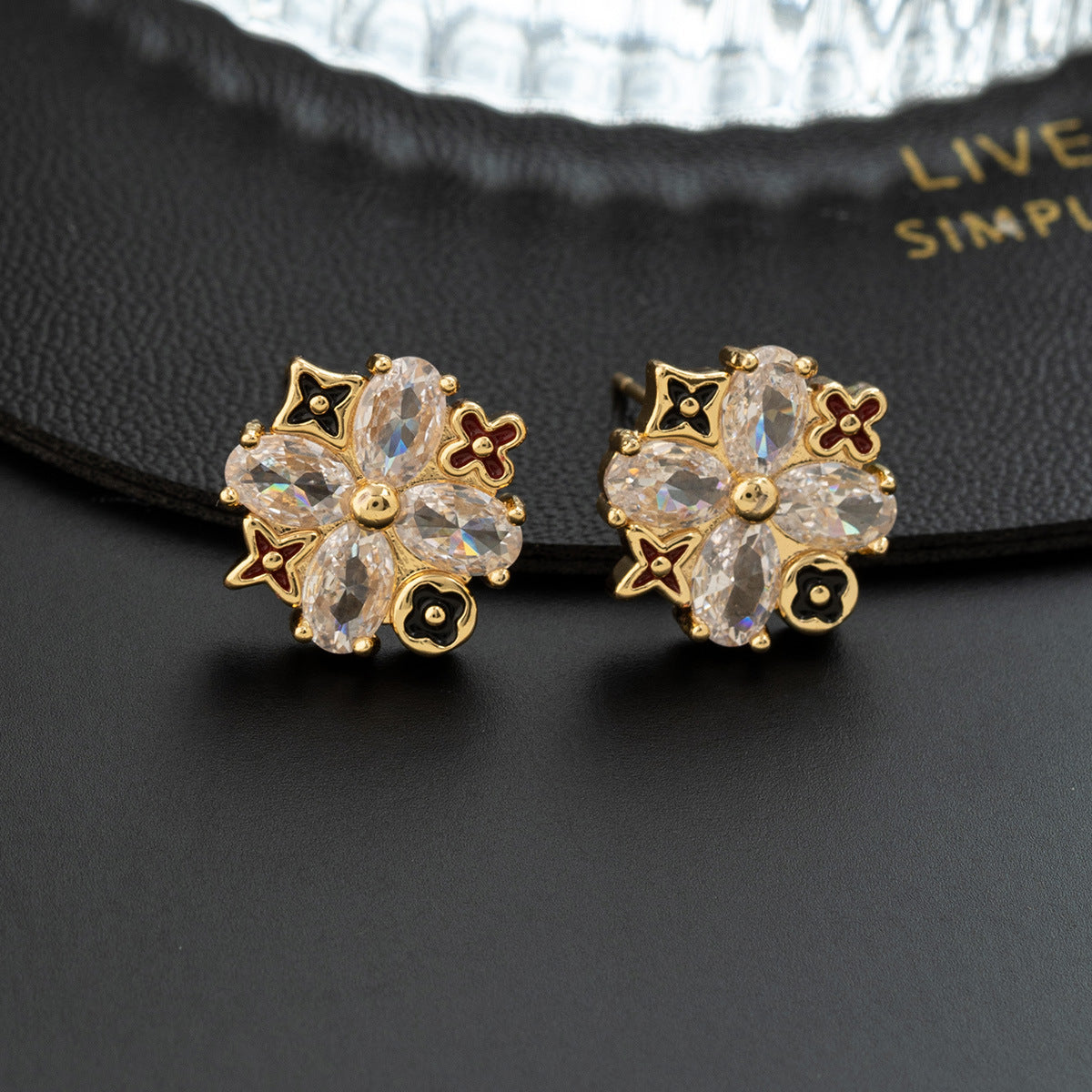 Wholesale Copper Electroplated Four Leaf Clover Flower Earrings For Women Korean Style Rhinestone Minimalist Design Fashion Accessory For Everyday Wear Or Gift