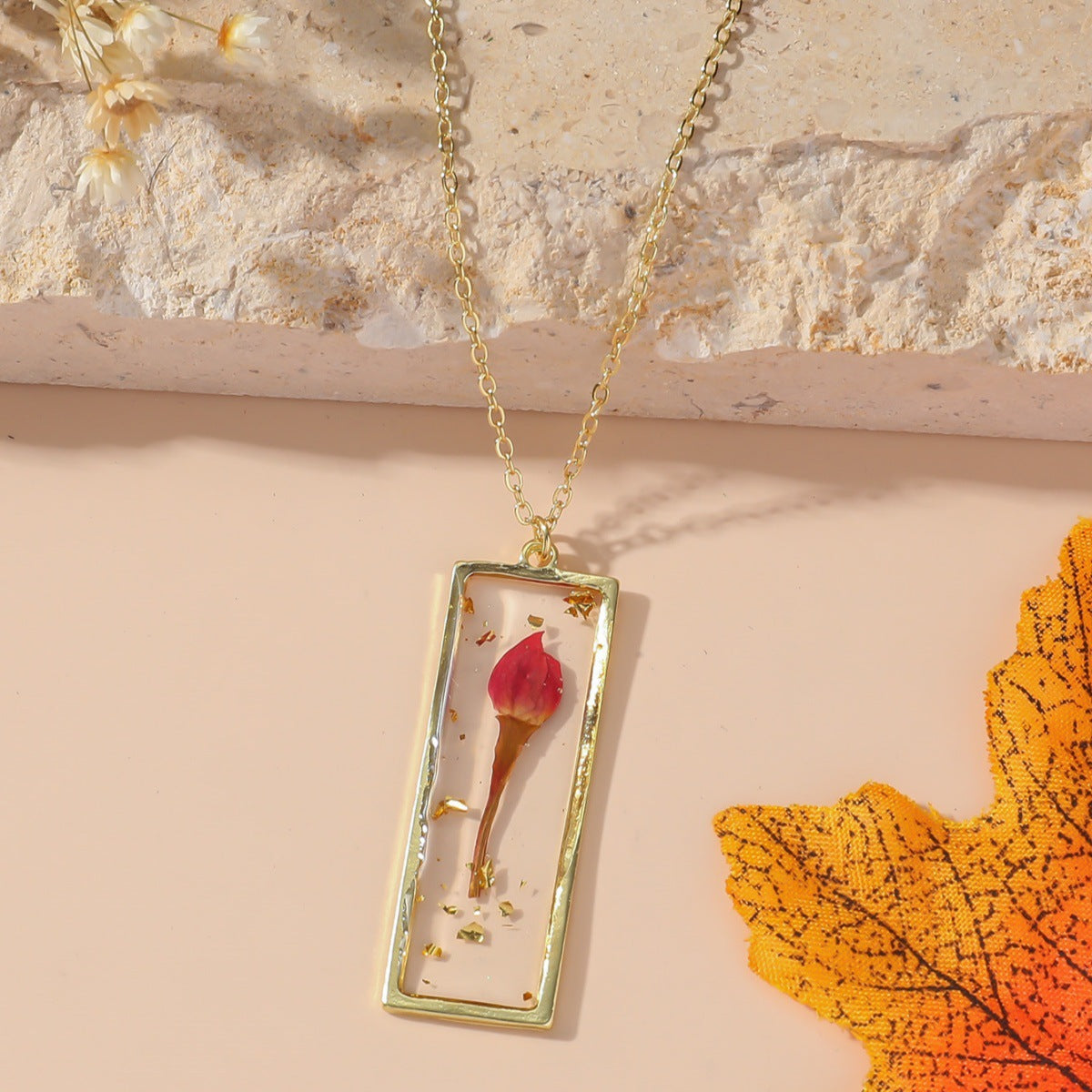Wholesale Pastoral December Birth Flower Resin Pendant Necklace - Boutique Resale Jewelry Accessory