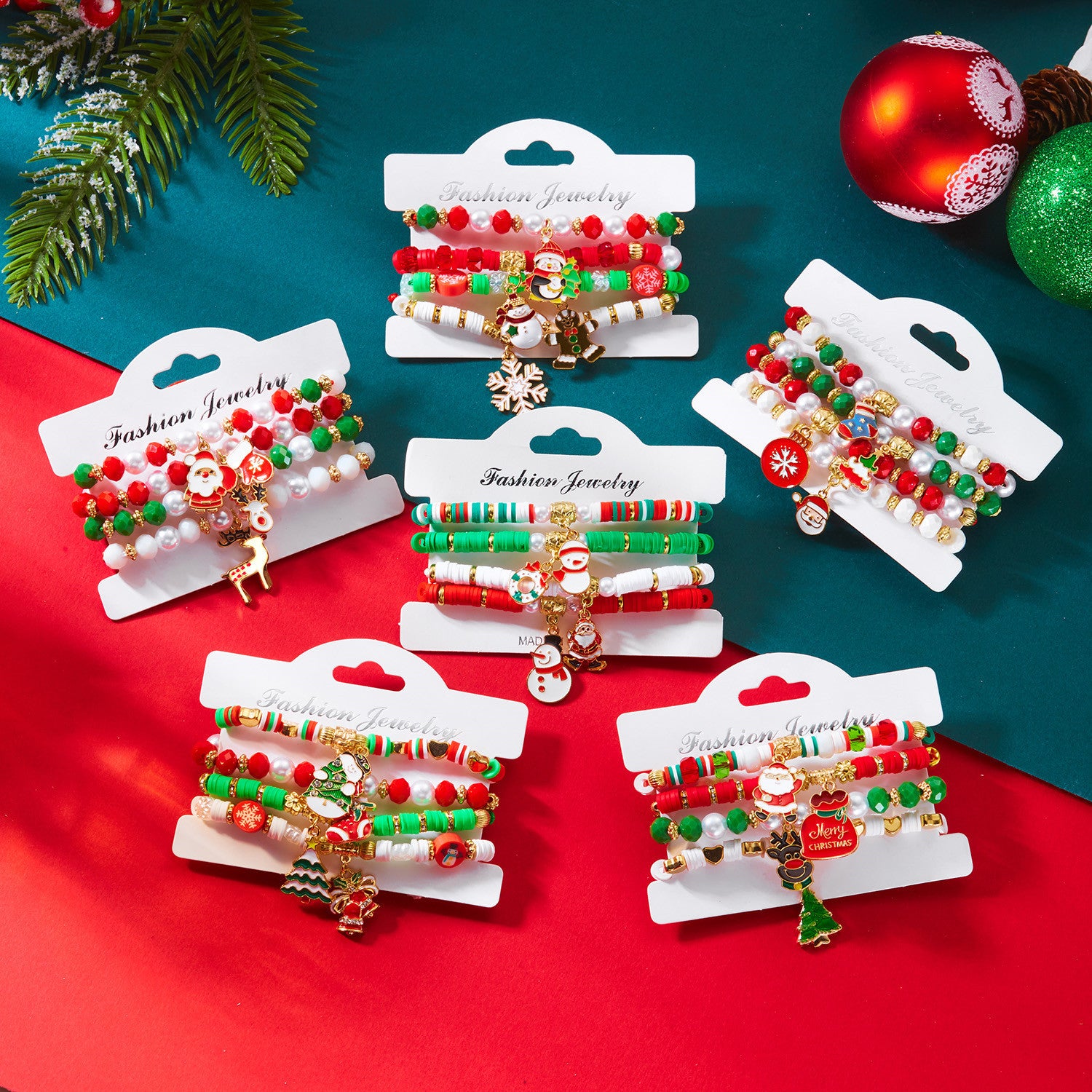 Insieme all'ingrosso del braccialetto del strass in rilievo variopinto di giorno di Natale