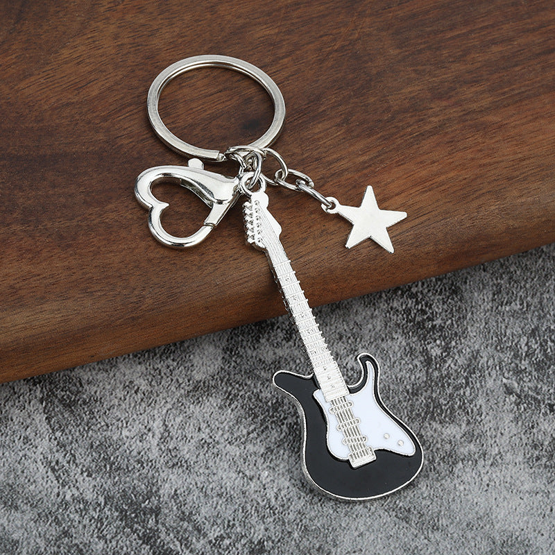 Wholesale Electroplating color-retaining oil-dripping guitar keychain