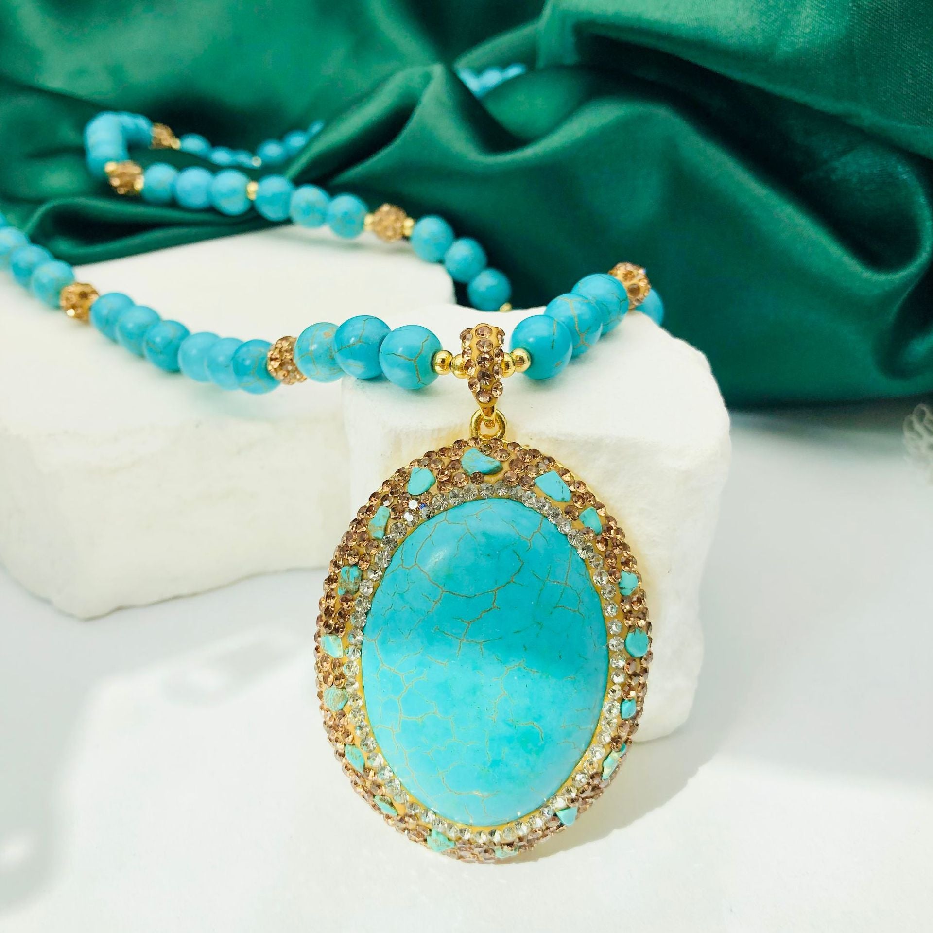 Wholesale Natural Large Turquoise Pendant Sweater Necklace
