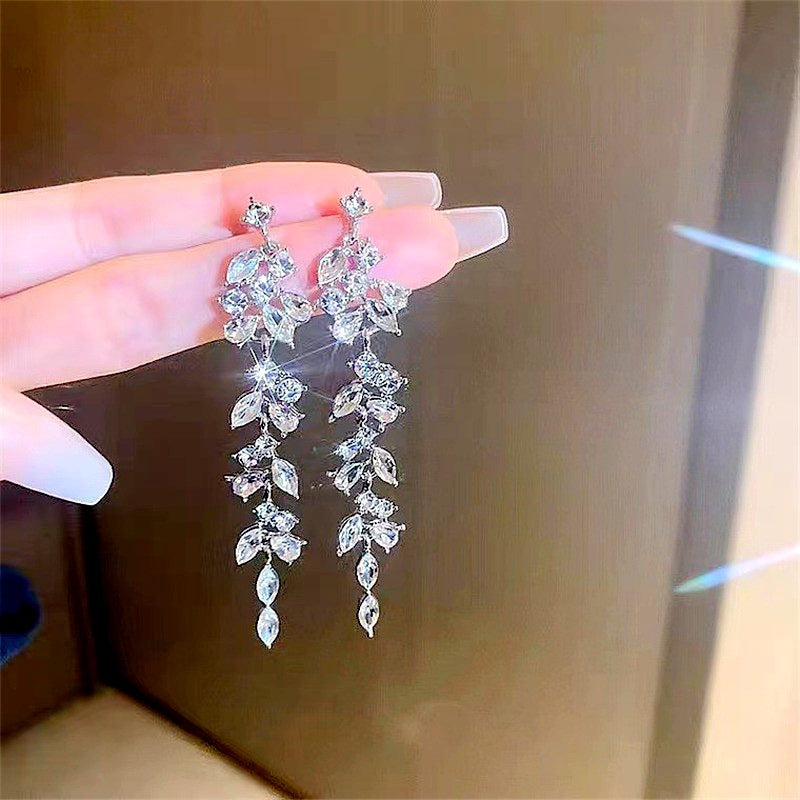 Wholesale Alloy Geometric Tassel Earrings