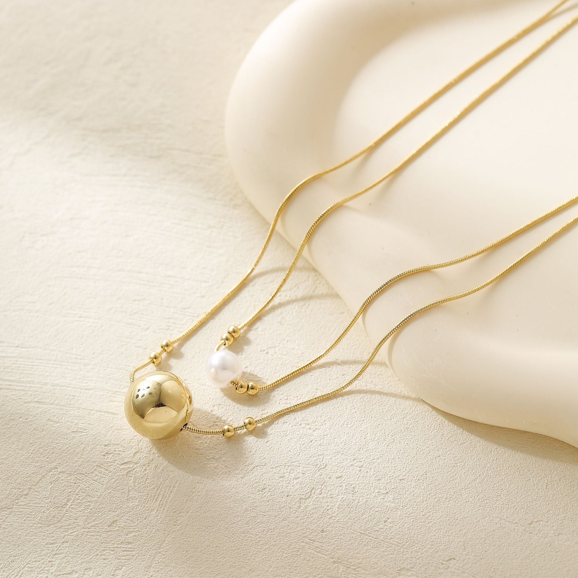 Wholesale Gold and Silver Two-color Necklace