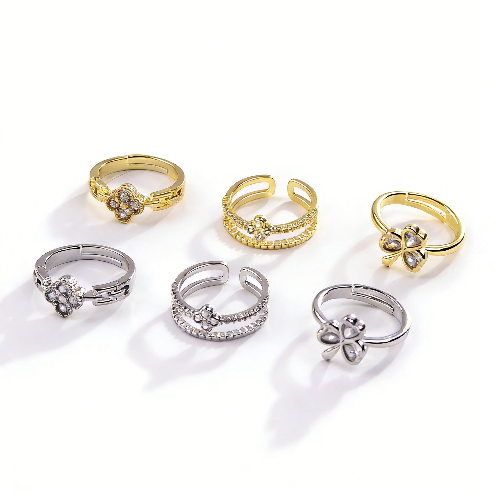 Wholesale Brass diamond-encrusted four-leaf clover ring