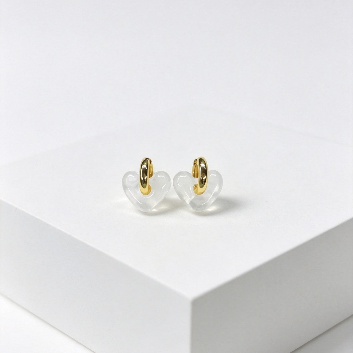 Wholesale Korean Style Acrylic Heart Earrings And Ear Cuffs For Women Trendy Party Jewelry Accessory