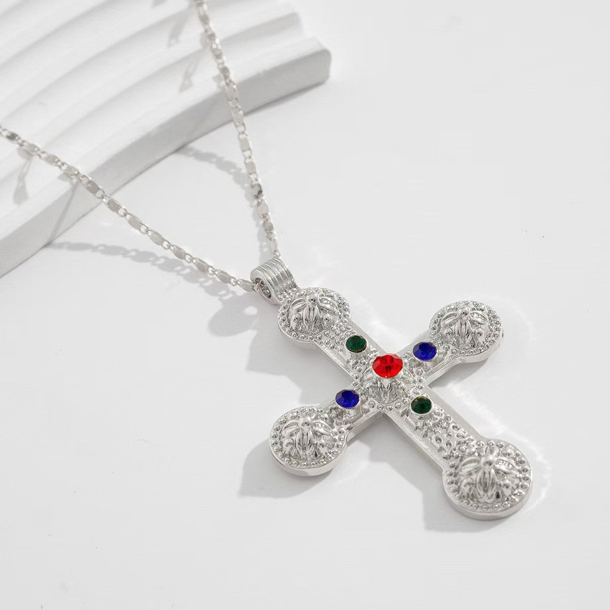 Wholesale cross pendant  alloy necklace