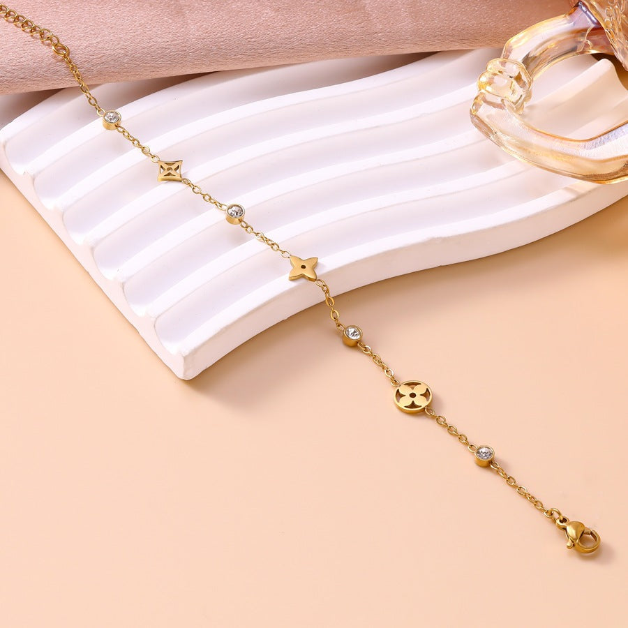 Wholesale Korean Style Minimalist Hollow Four-Leaf Clover Stainless Steel Bracelet with Cubic Zirconia,  Fashion Accessory for Women