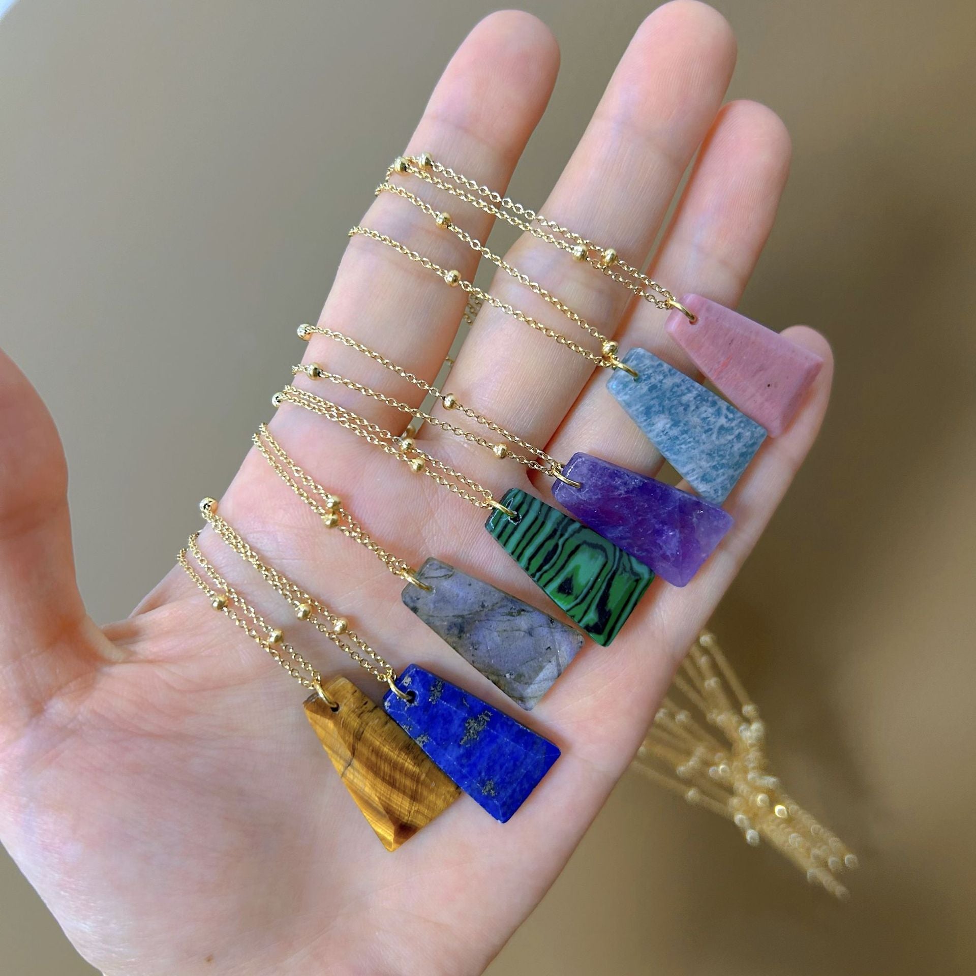 Wholesale Stainless steel natural stone cut trapezoidal geometric pendant necklace