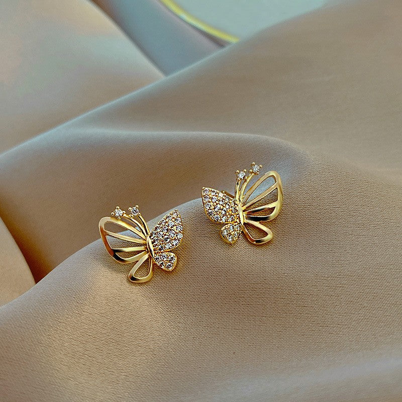 Wholesale Alloy Hollow Butterfly Diamond Earrings