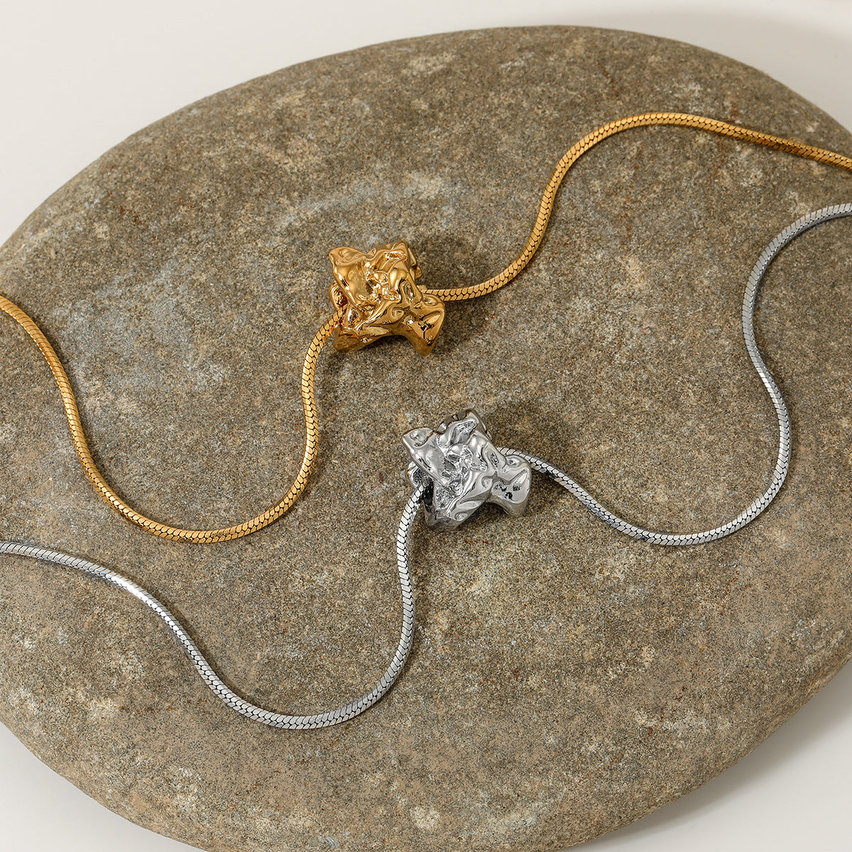 Wholesale  stainless steel irregular geometric pendant clavicle chain luxury necklace