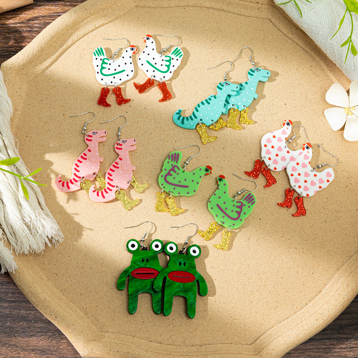 Wholesale Cute funny cartoon frog acrylic chicken earrings