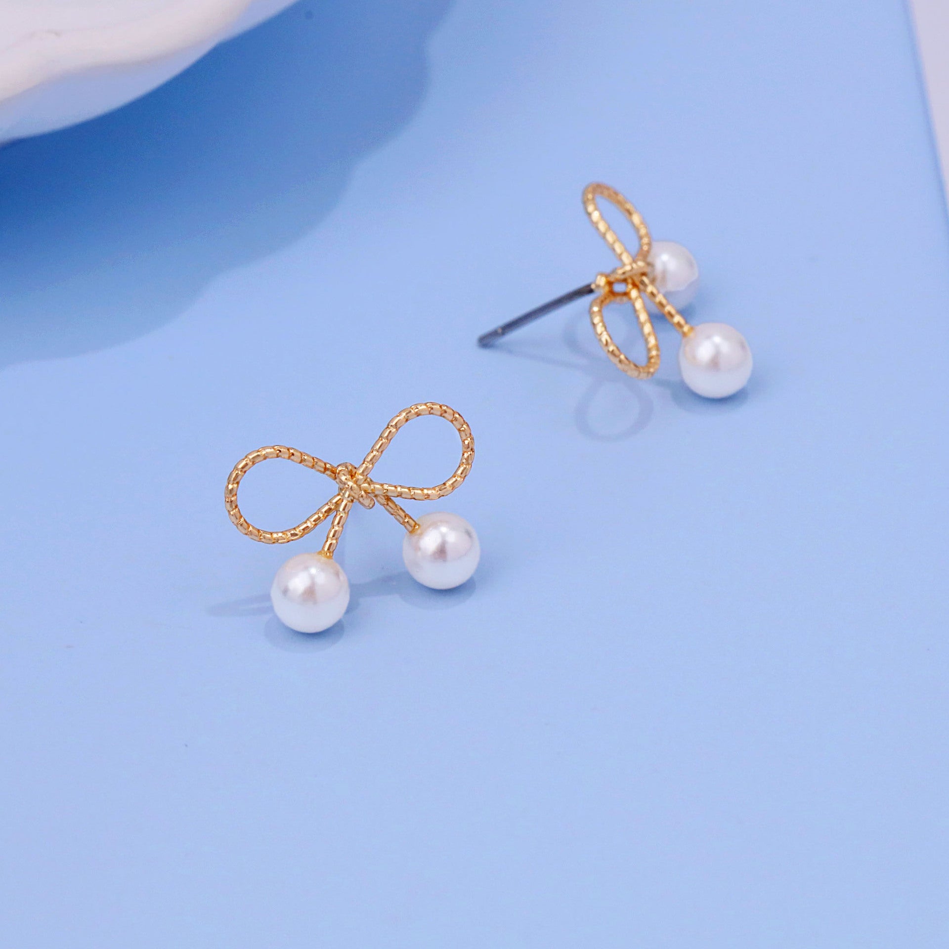 Wholesale  Bow Pearl Earrings