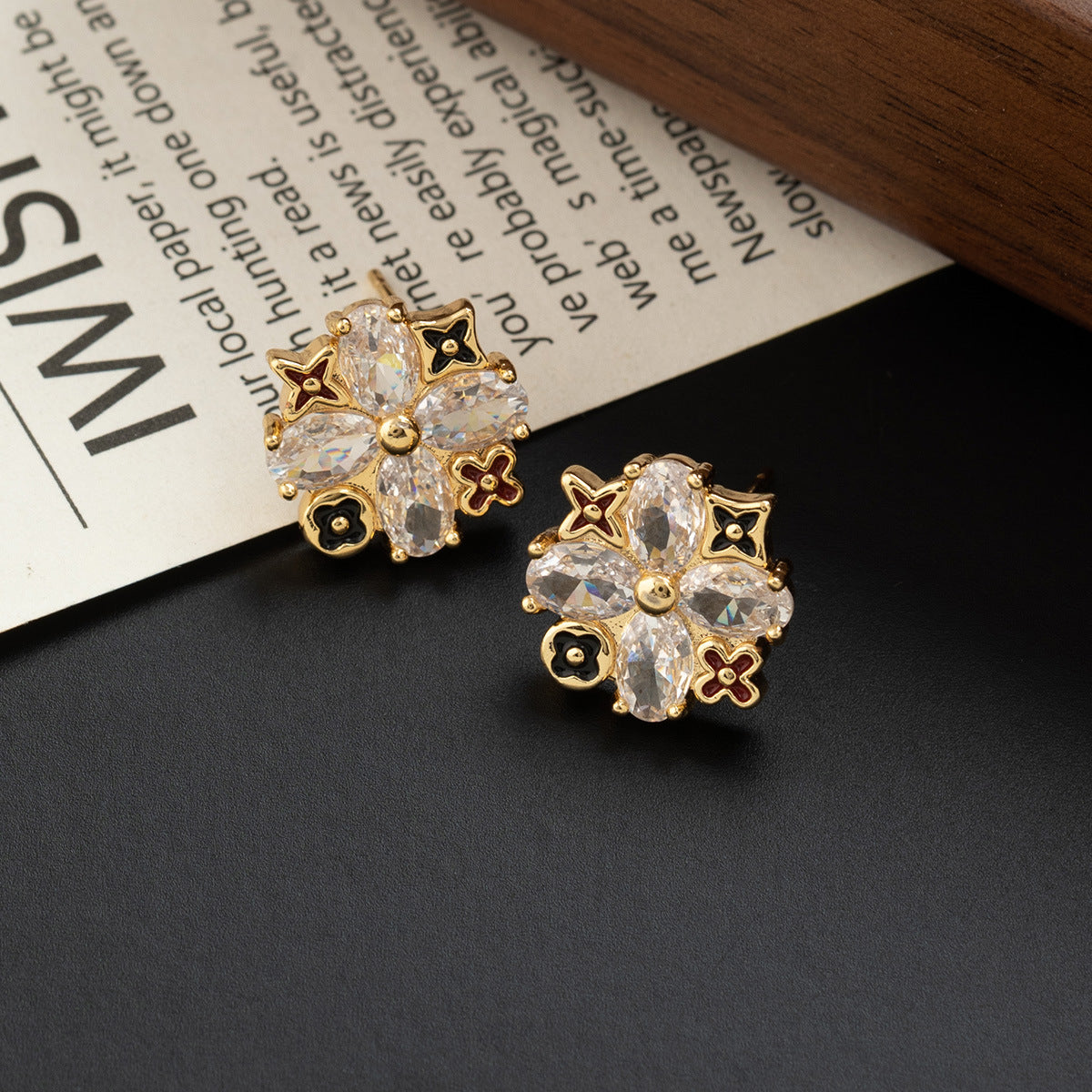Wholesale Copper Electroplated Four Leaf Clover Flower Earrings For Women Korean Style Rhinestone Minimalist Design Fashion Accessory For Everyday Wear Or Gift