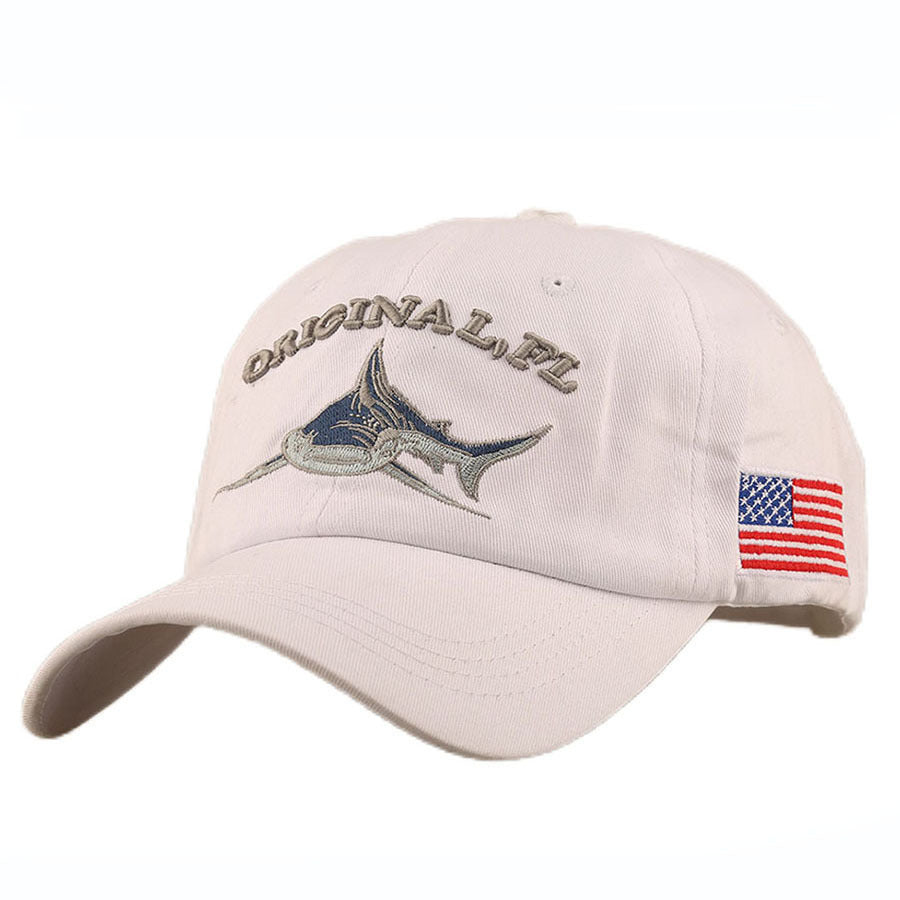 Wholesale Fashionable letter embroidered baseball cap