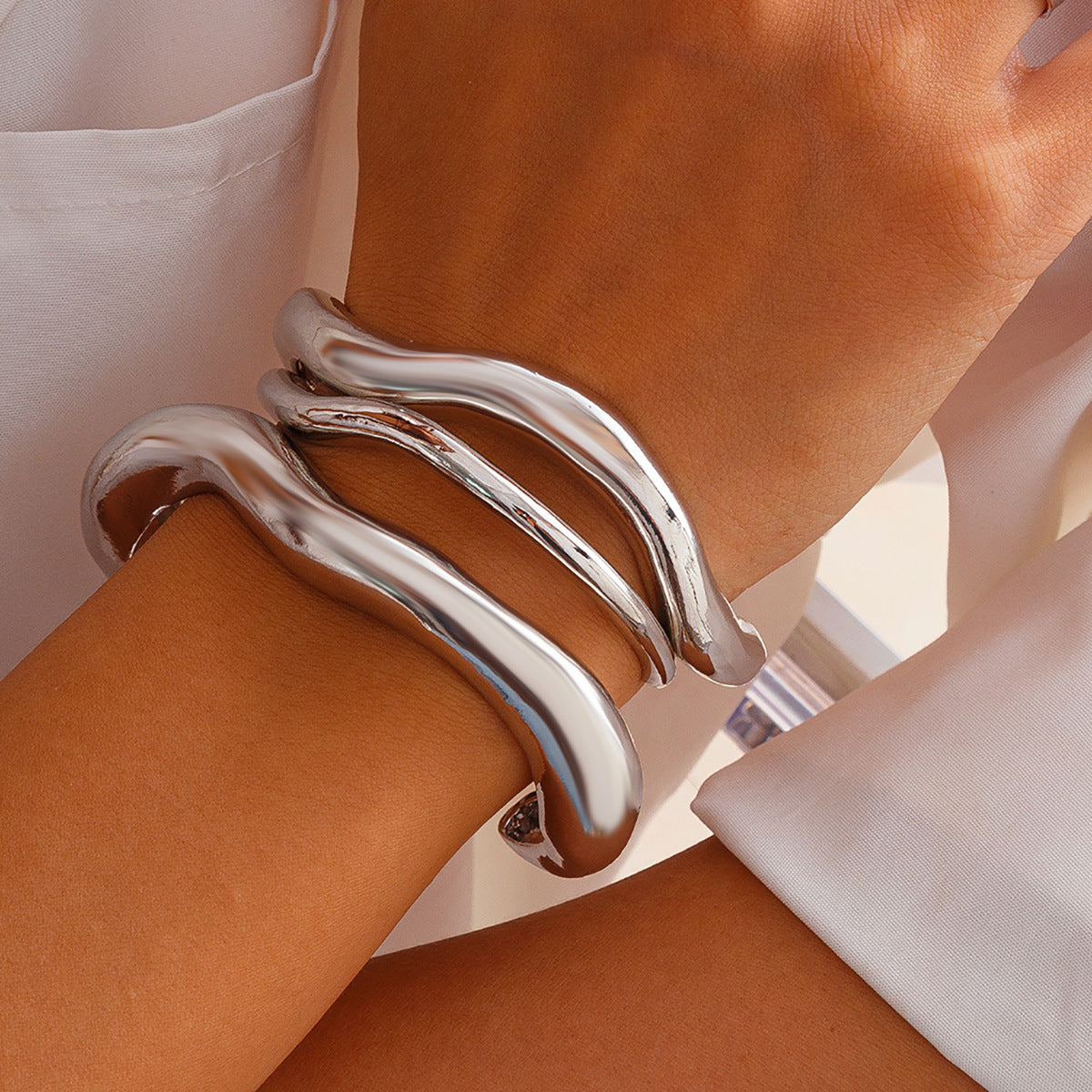 Wholesale Irregular Lava Design Gold Polished Alloy Open Bangle Set Chic Jewelry Accessory For Boutique Resale