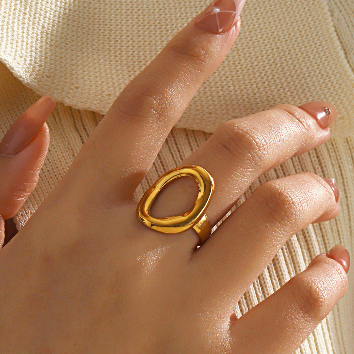 Wholesale European American Stainless Steel Irregular Oval Ring – Trendy Niche Design Jewelry Accessory