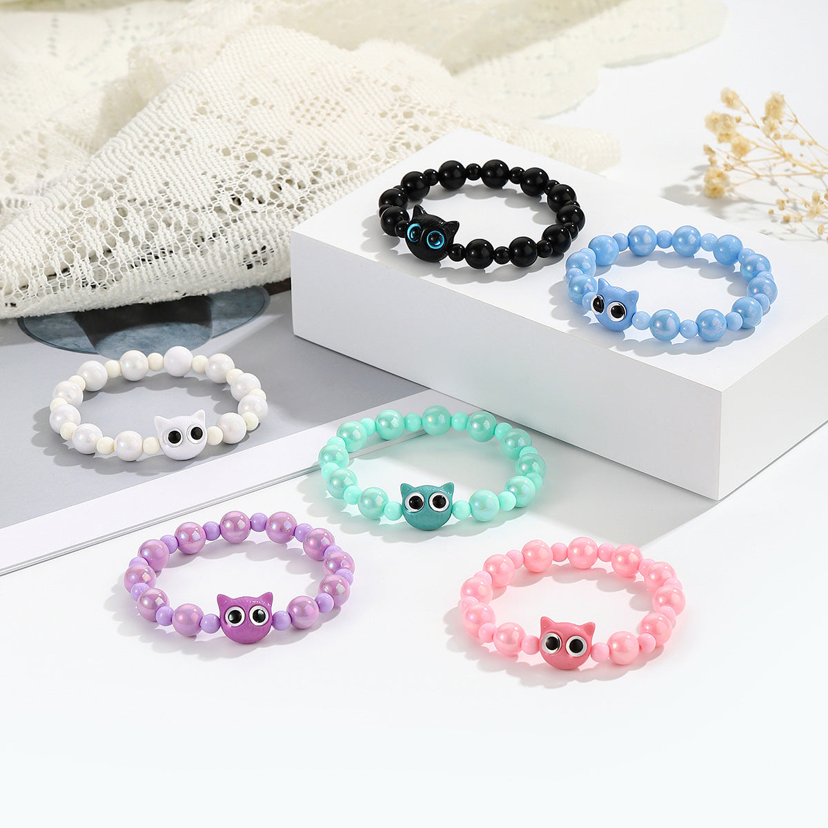 Wholesale Handmade Plastic Resin Cat Beaded Bracelet Sweet Cute Style Women S Chic Fashion Accessory