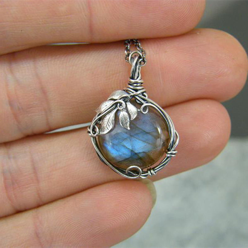 Wholesale  retro personality leaves wrapped Moonstone pendant necklace