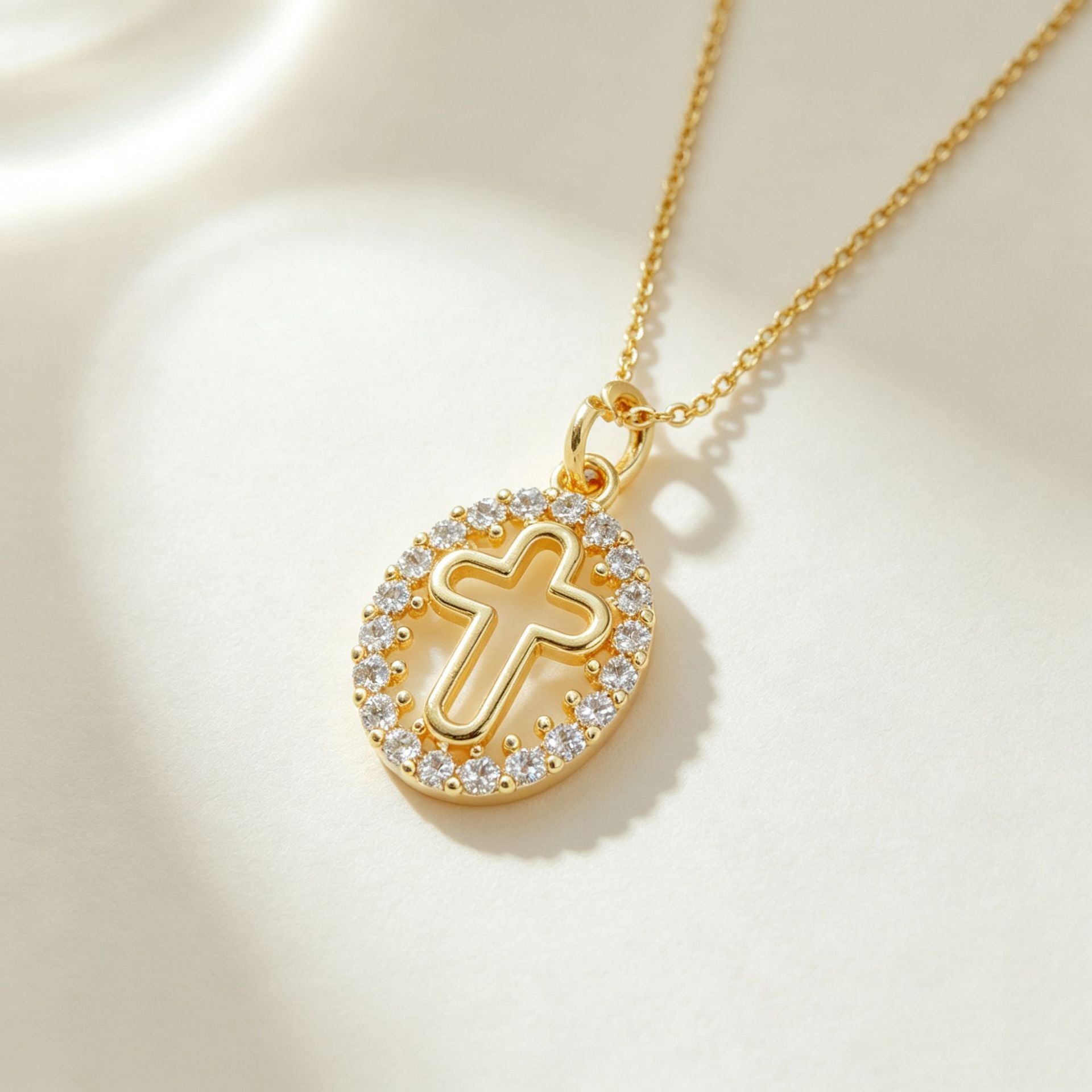Wholesale Love Cross Pendant Necklace Copper Gold-Plated Fashion Accessory for Women Boutique Resale