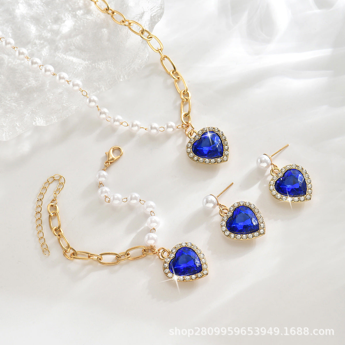 Wholesale Valentine's Day Blue Heart Pendant Pearl Necklace Earrings Bracelet Set