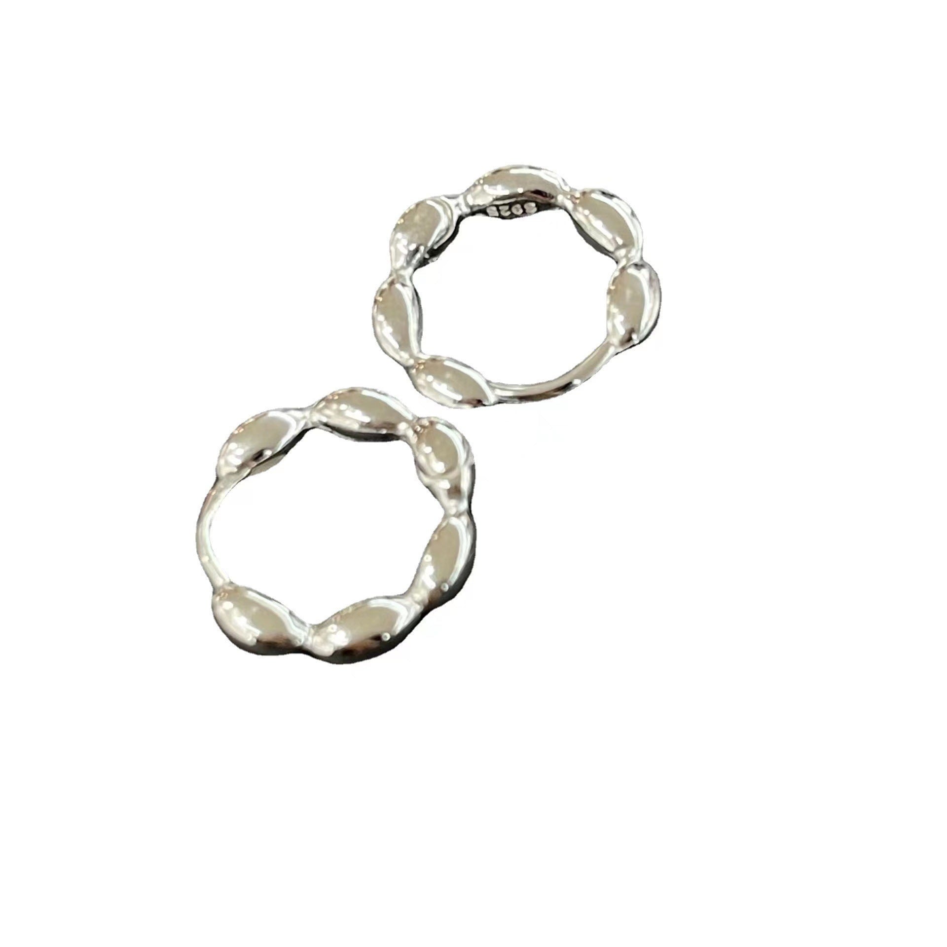 Wholesale Silver Tone Simple Style Earrings for Women Everyday Wear Accessory