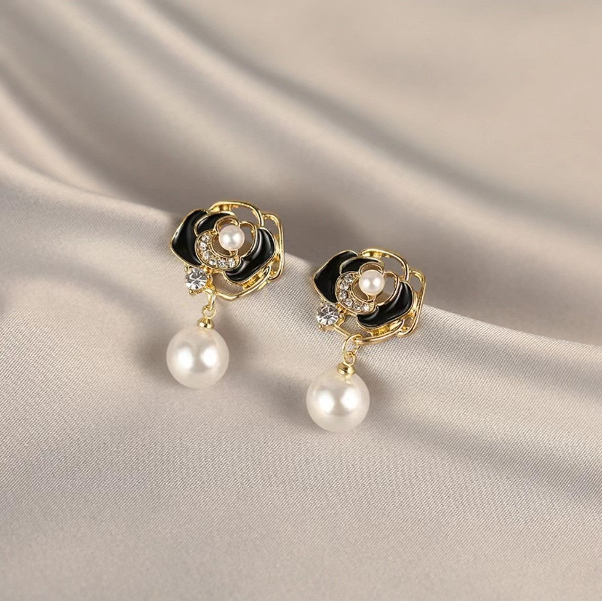 Wholesale Baroque Shaped Pearl Pendant Earrings ACC-ES-Tongs001