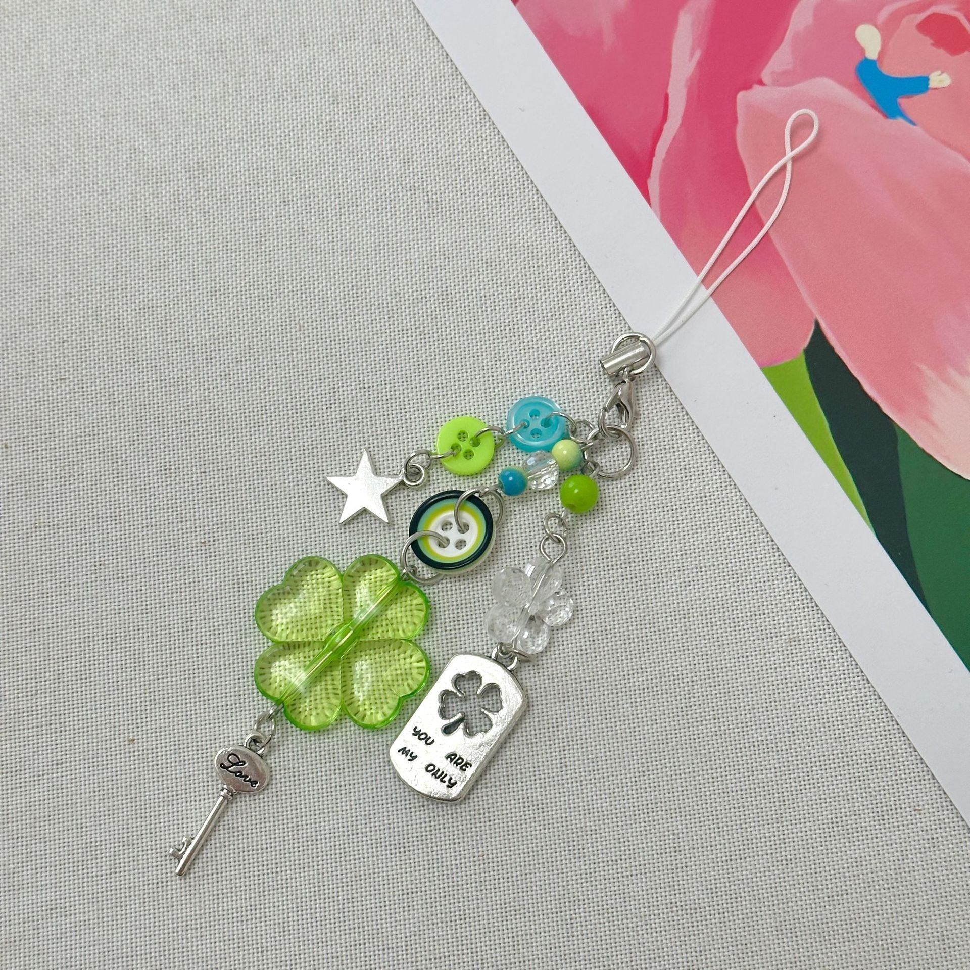 Wholesale Lucky Four-Leaf Clover Acrylic Beaded Keychain Charm - Trendy Gift and Car Key Accessory