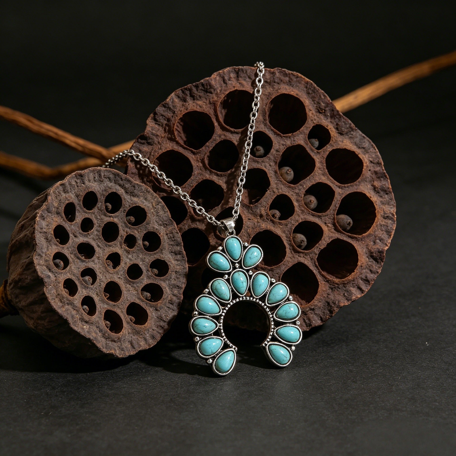 Wholesale Western Cowboy Pendant Necklace Pumpkin Flower Turquoise Design Alloy Jewelry Accessory Stylish Gift