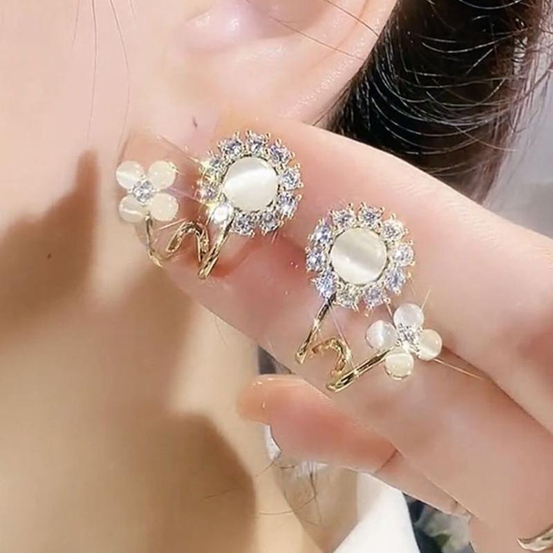 Wholesale Light Luxury Opal Flower Earrings