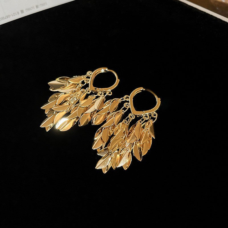Wholesale Silver Needle leaves sequins tassel geometric earrings