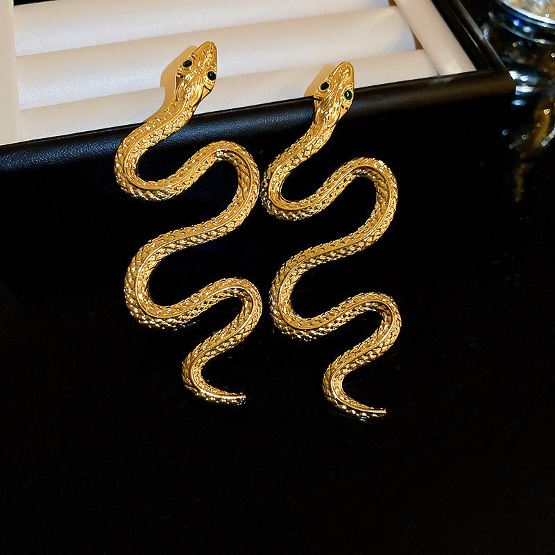 Wholesale Personality Exaggerated Oil Drop Diamond Small Snake Silver Earrings