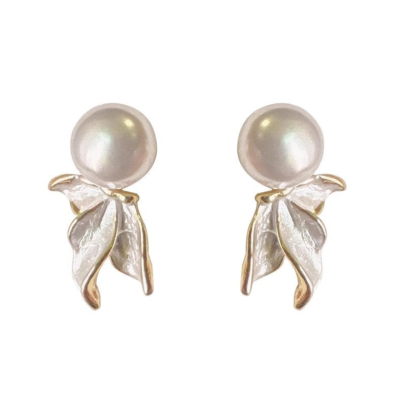 Wholesale Butterfly Pearl Fishtail Small Tassel Earrings
