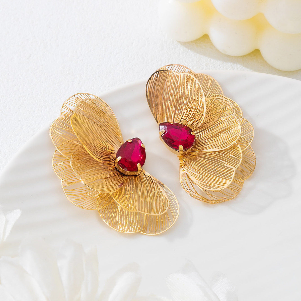 Wholesale Red Flower Earrings For Women Chic Fashion Jewelry Accessory Party Gift Boutique Resale