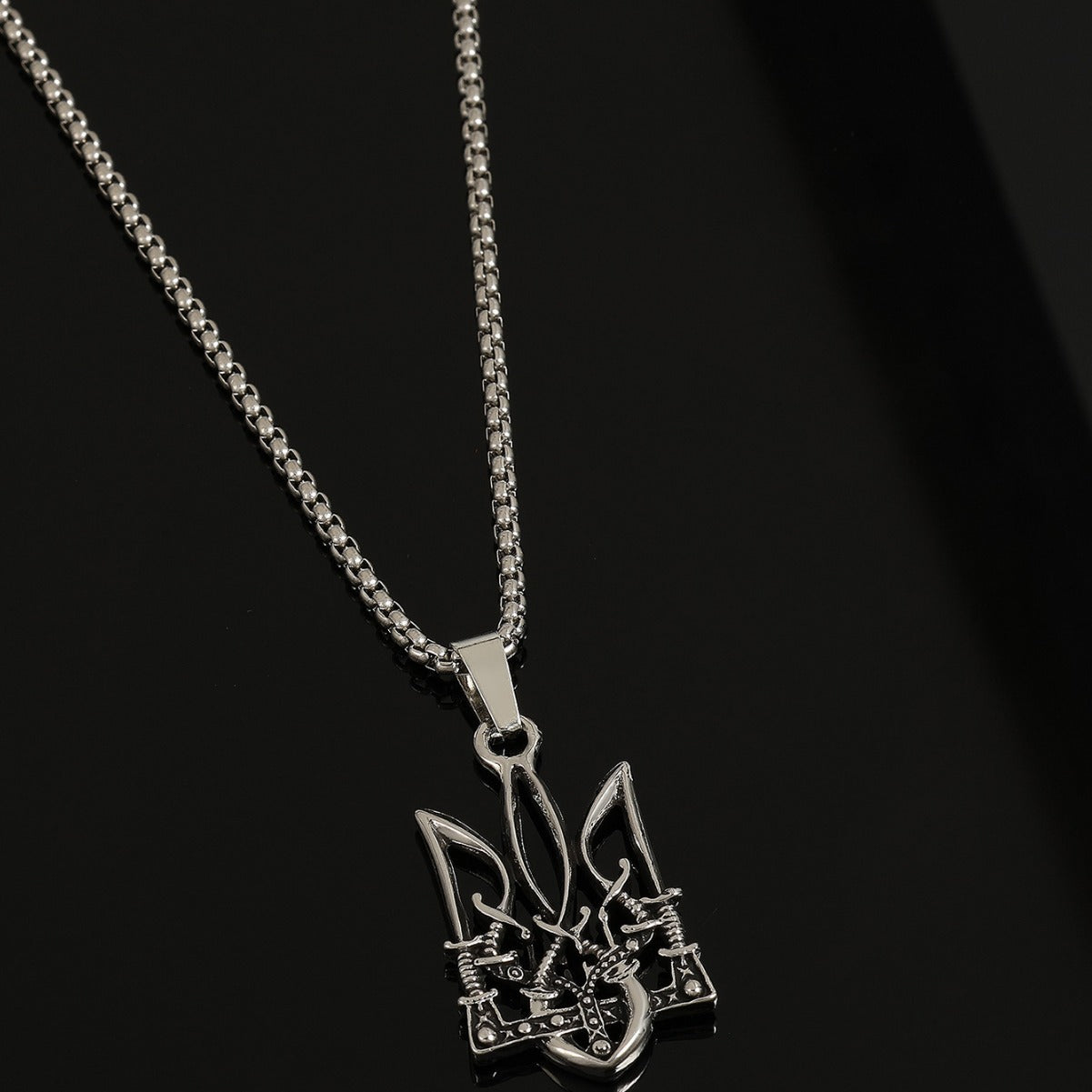 Wholesale alloy pendant necklace