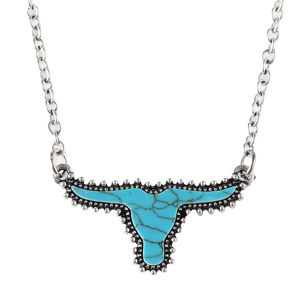 Wholesale Electroplated Zinc Alloy Retro Turquoise Cow Head Pendant Necklace
