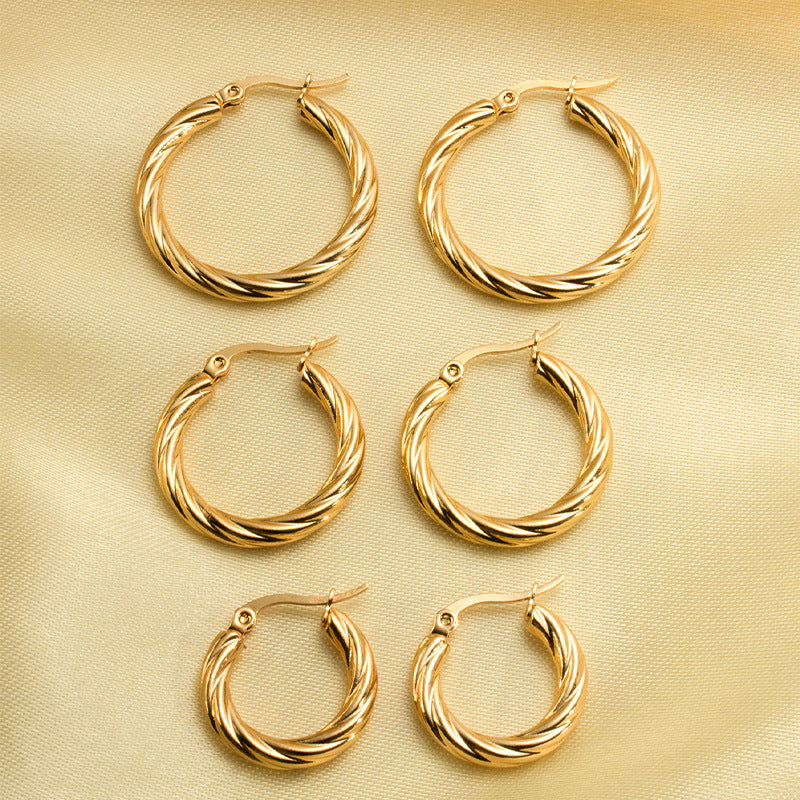 Wholesale Stainless Steel Gold Earrings Retro Round Twill Women' s Jewelry Accessory